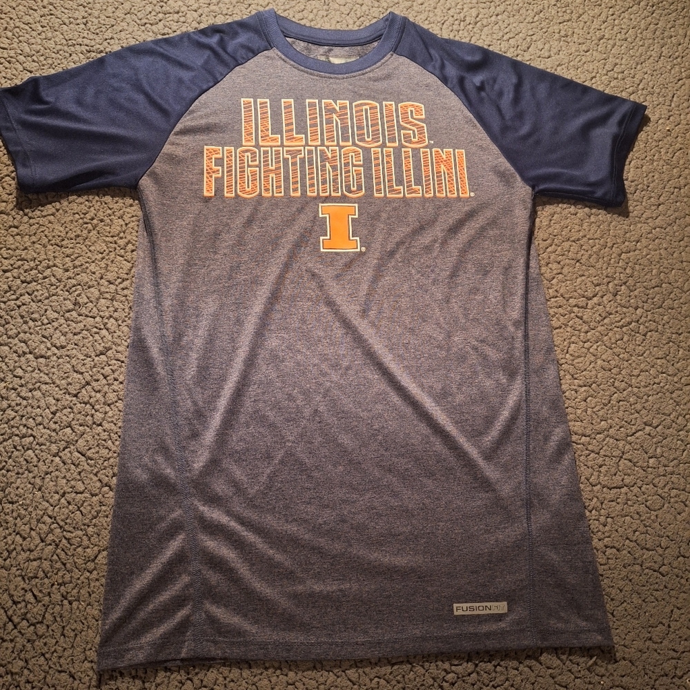 U Of Illinois Fighting Illini Crew Neck Tee Fusion Fit Majestic Womens S
